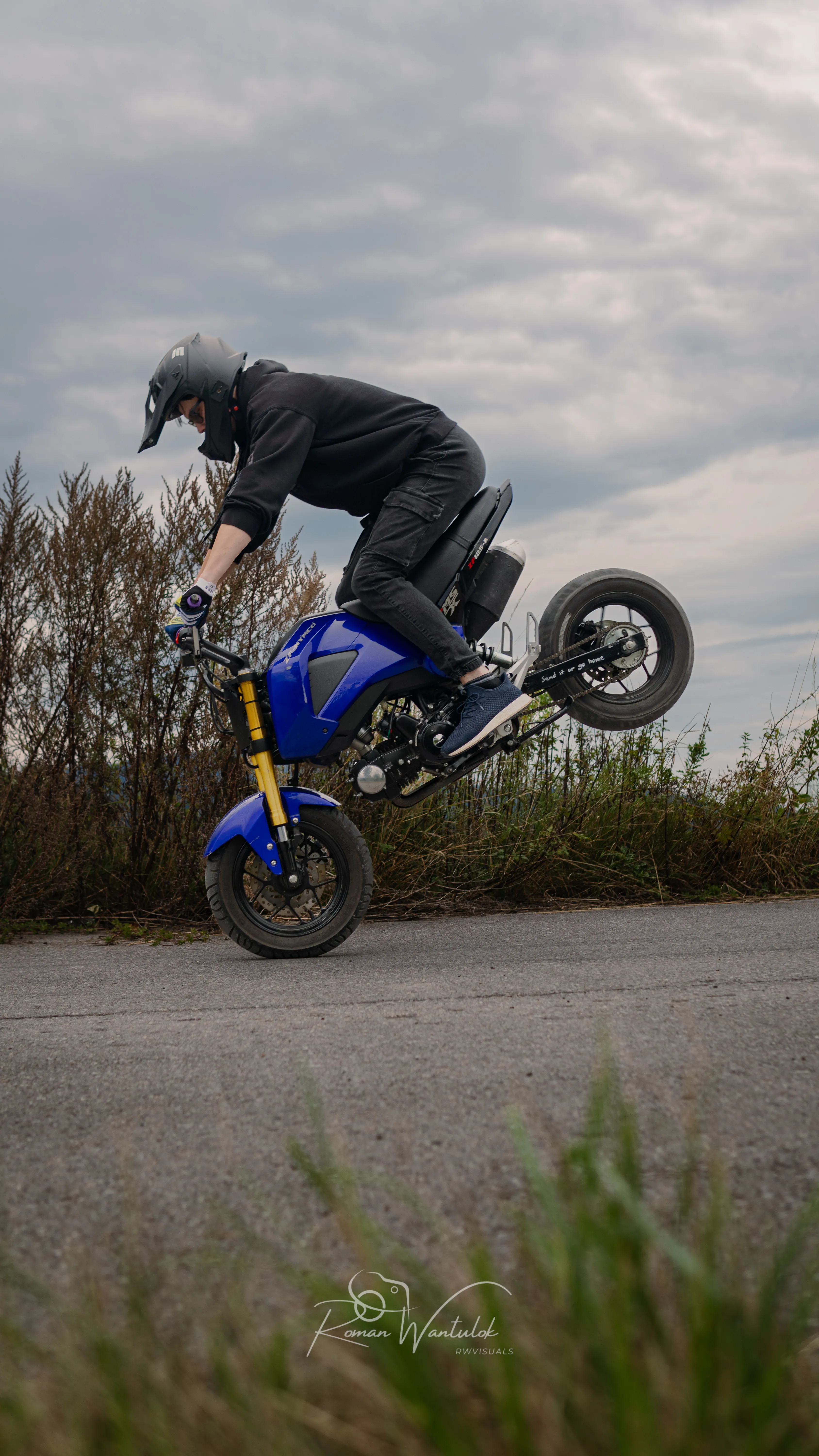 Moto Wheelie Stunt